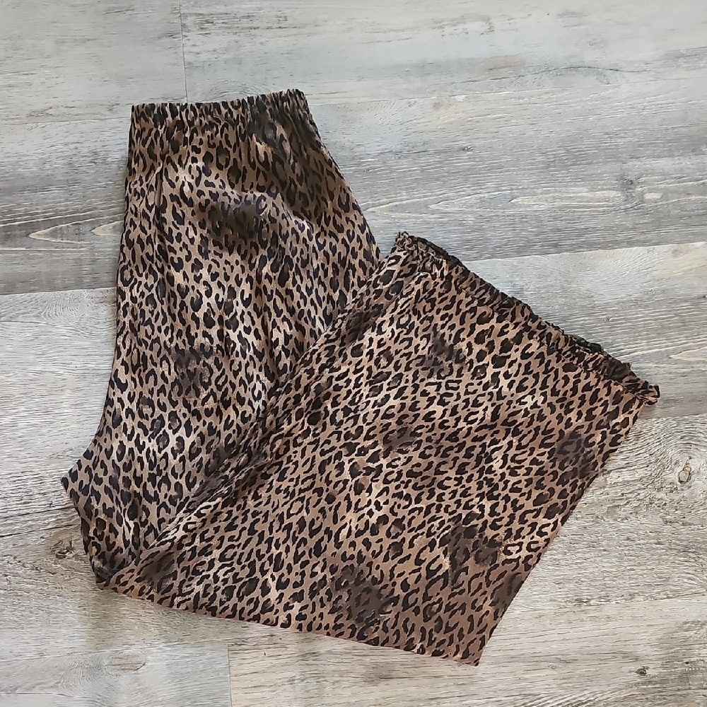 Chicos Womens Leopard Print Pants Size 2